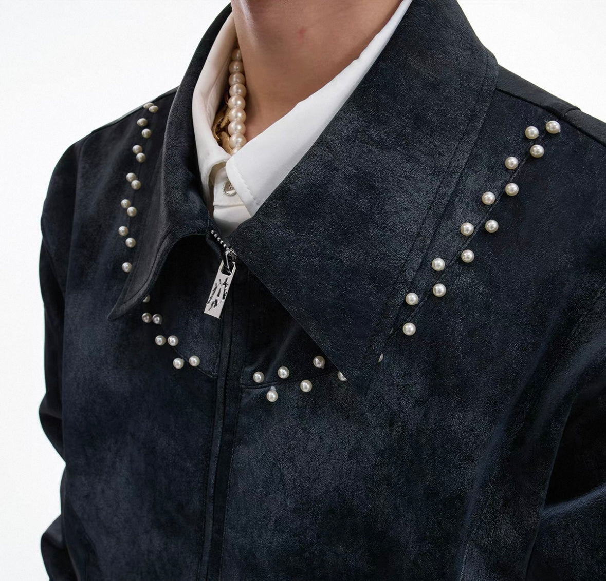 【ARGUECULTURE】Pearl Accent Textured Leather Jacket