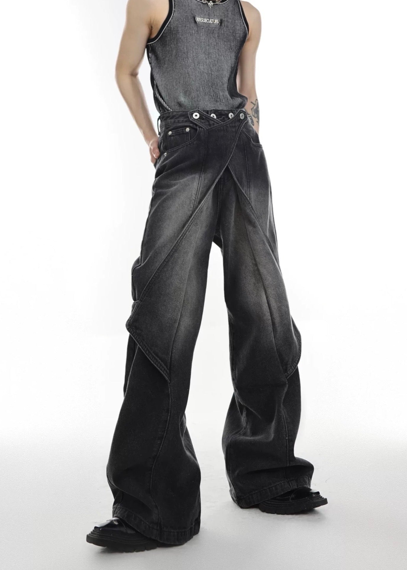 【ARGUECULTURE】Old Wash Cutout Jeans