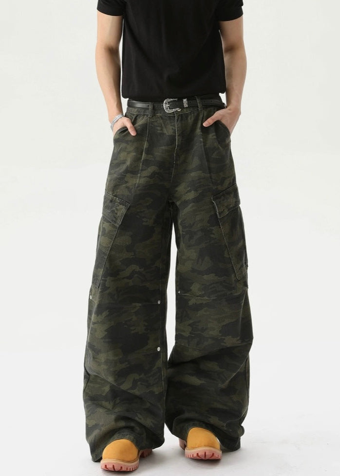 【TURNTIDE】Multi-Pocket Camo Work Jeans