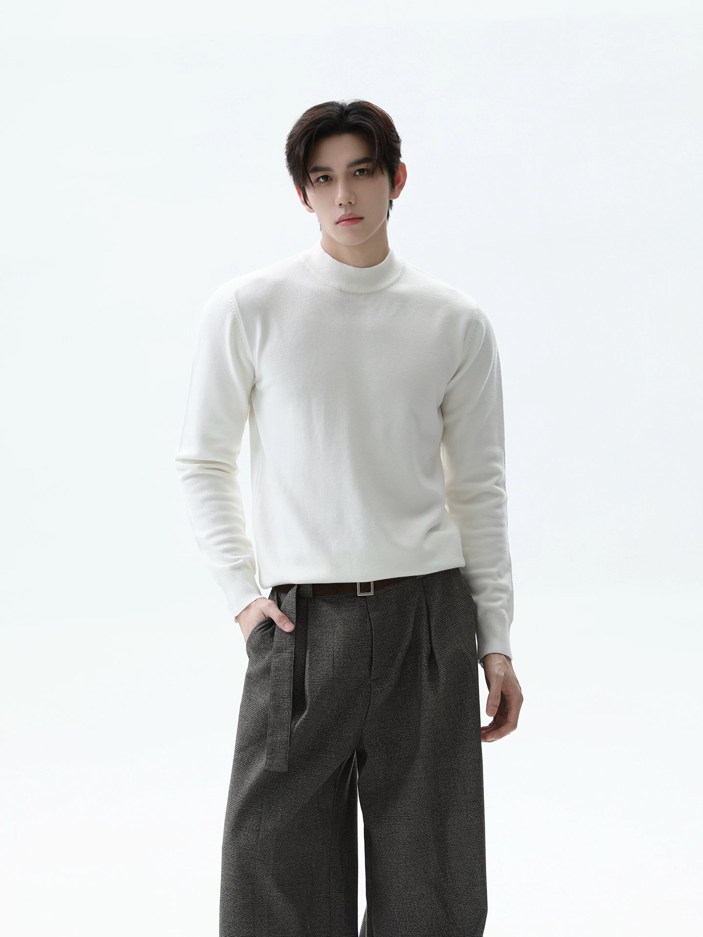 【TURNTIDE】Wool-Tencel Slim Mock-Neck Knit