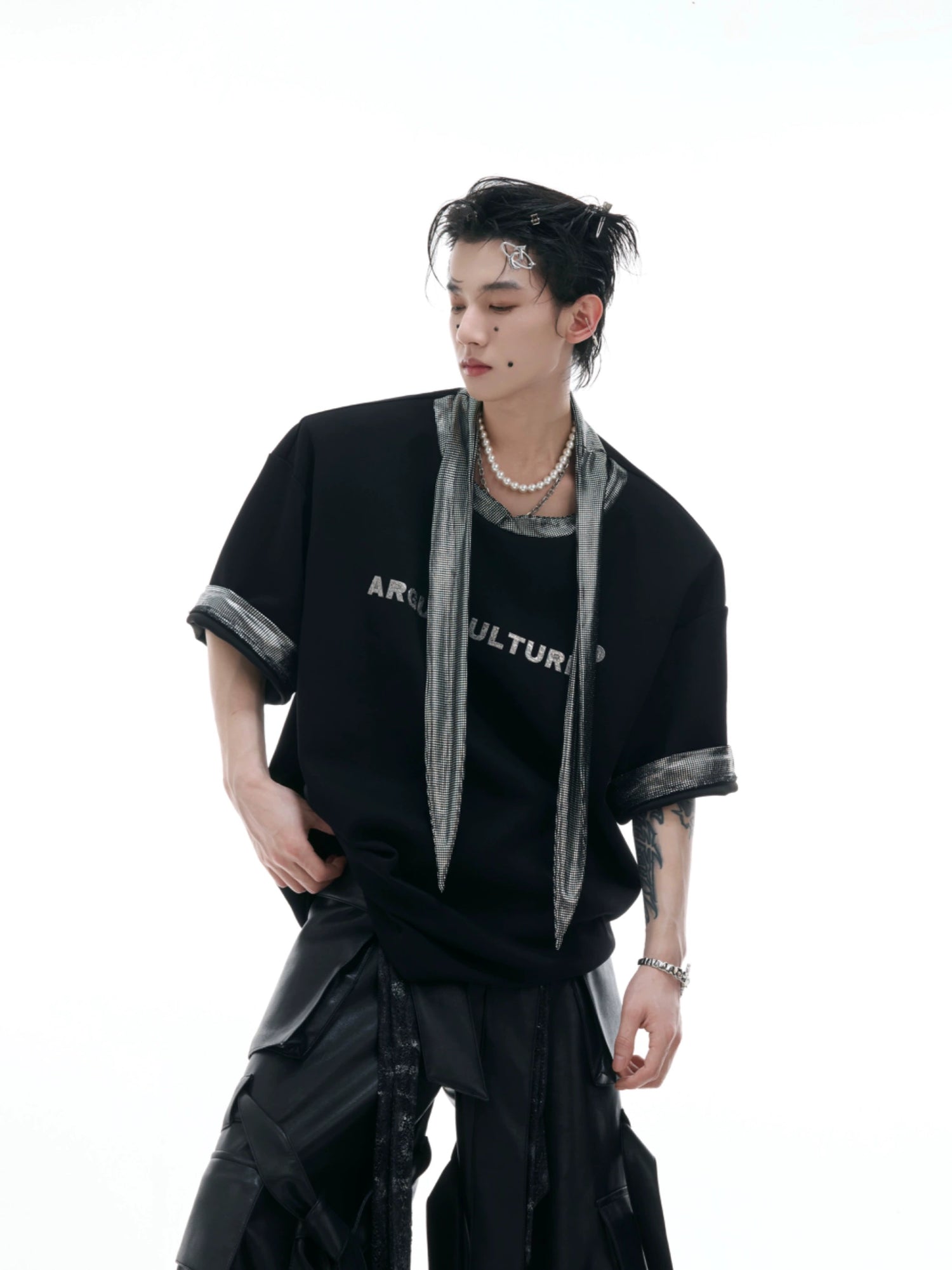 【ARGUECULTURE】Silver Tie-Stitch Metallic Tee