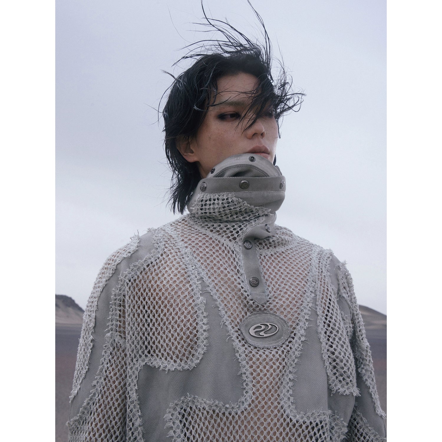 【PERSONSOUL】Split-Dye Deconstruct Mesh Hoodie